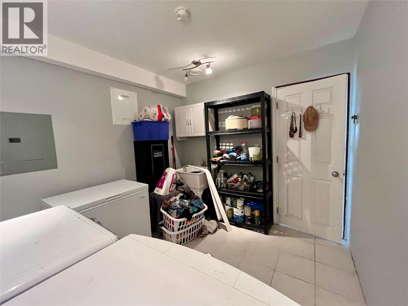 7475 6 Highway - 27