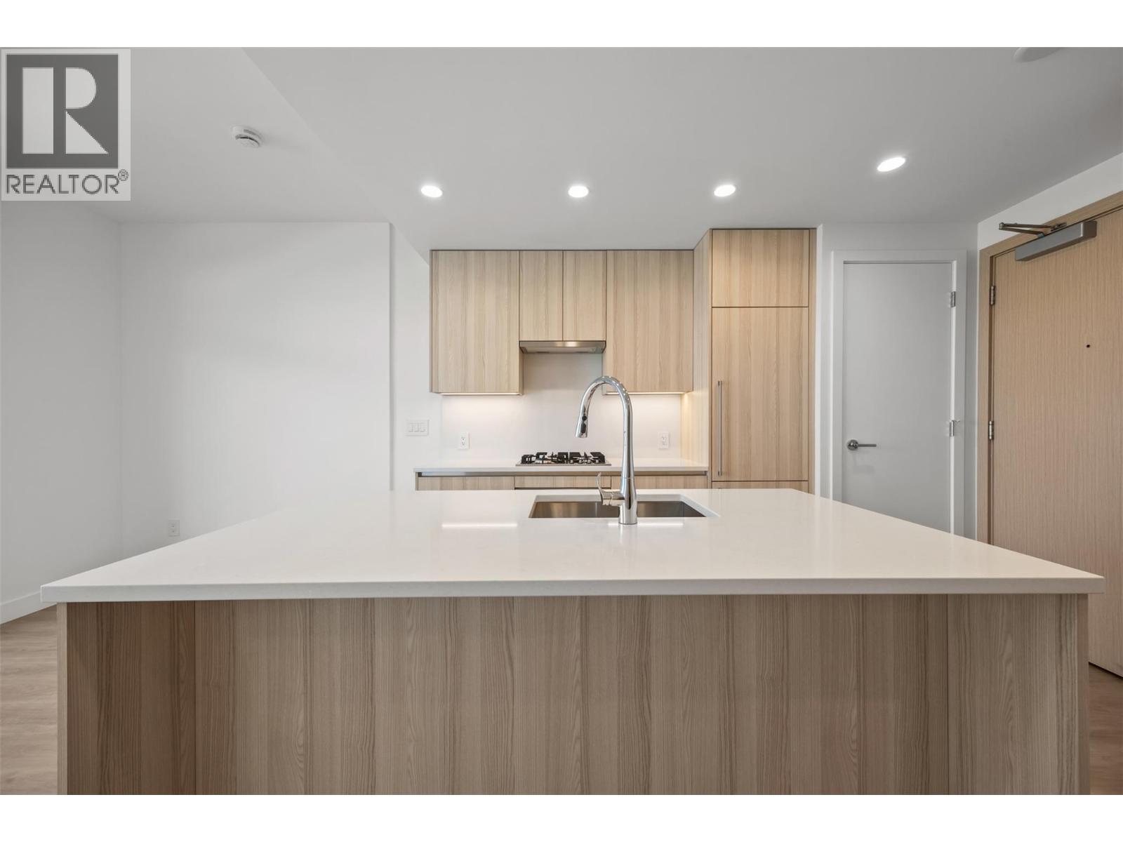 #3109 1626 Water Street - 13