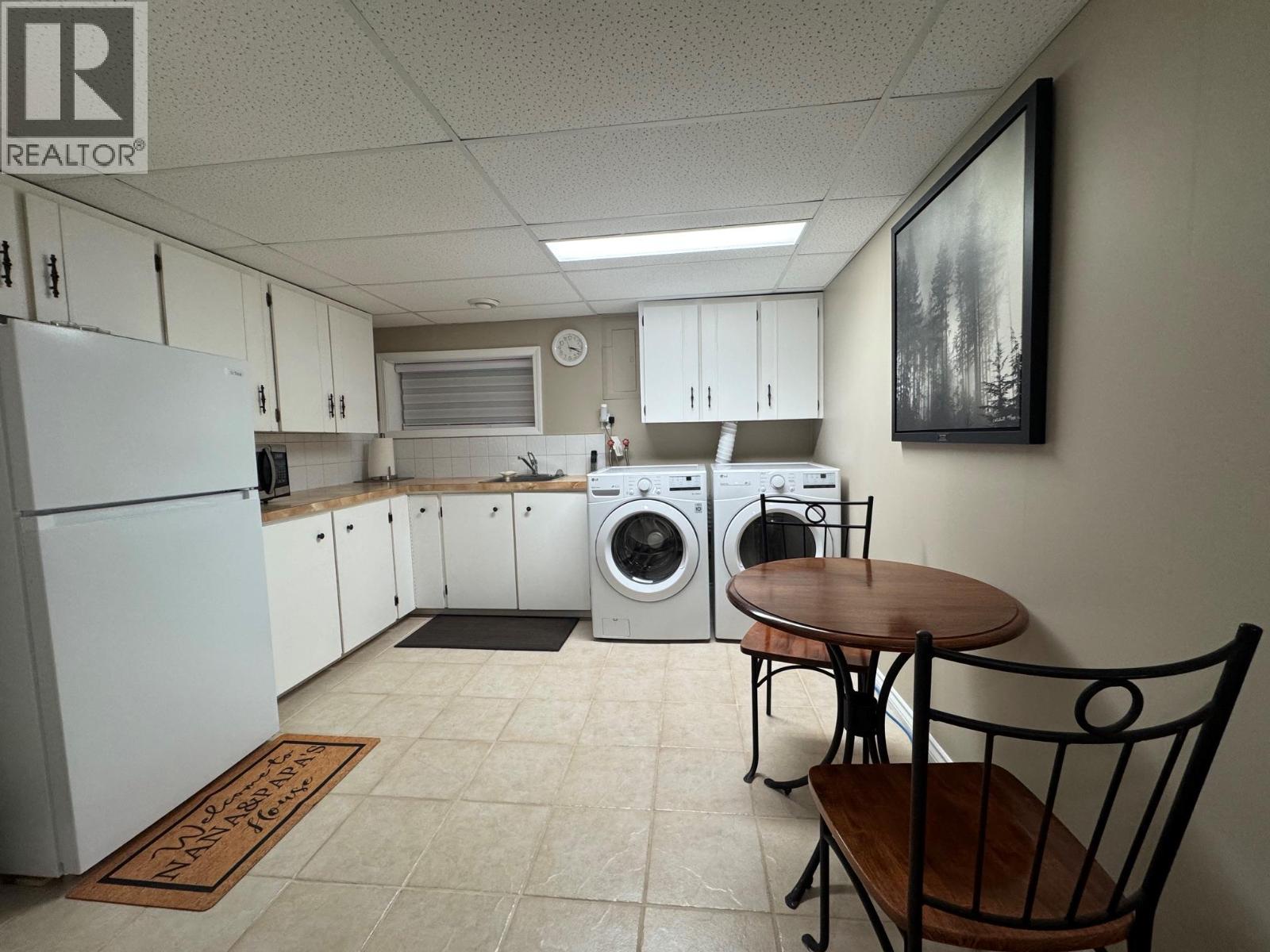 2176 Merritt Avenue - 23