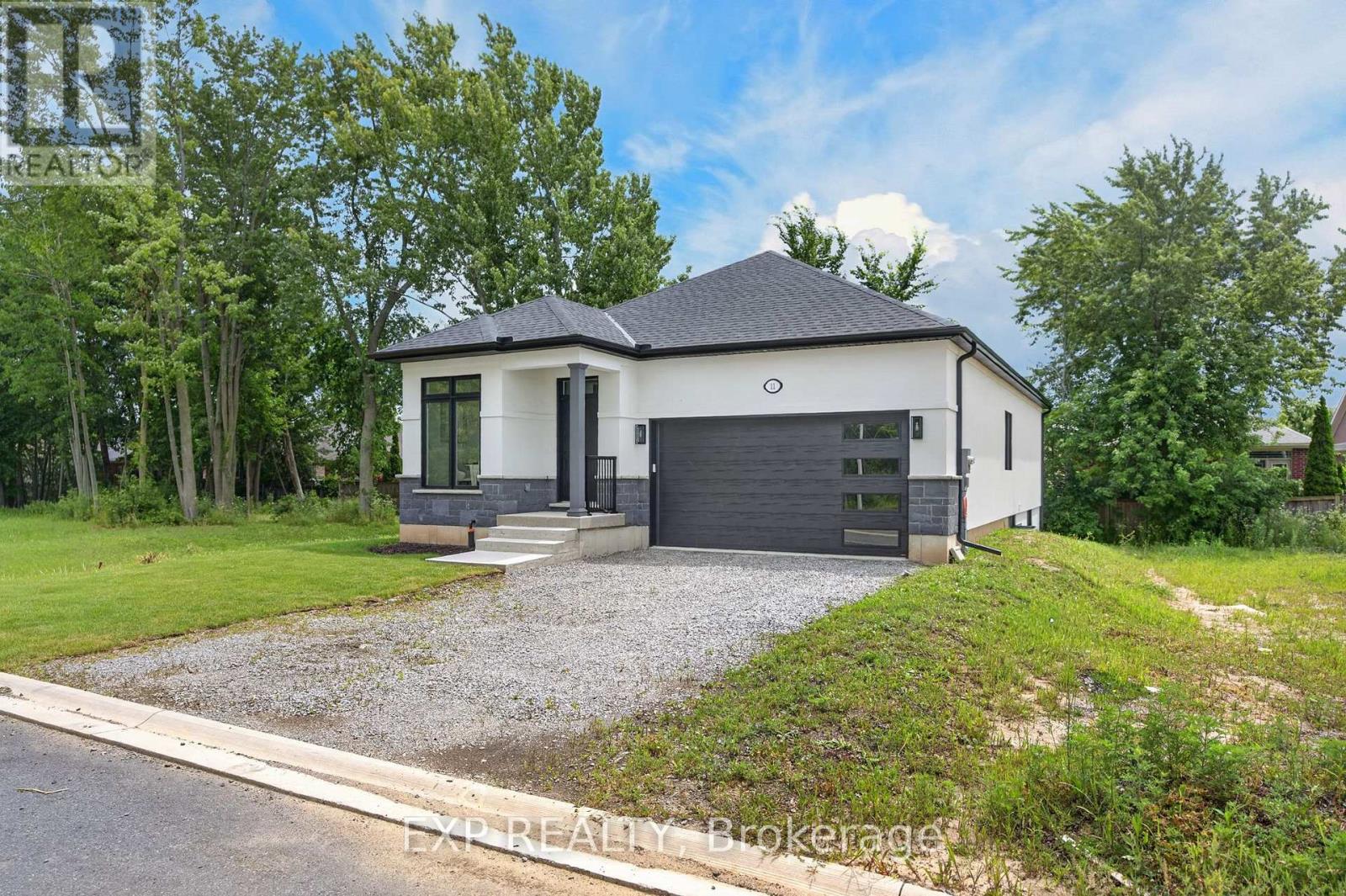 11 STICKLES STREET - 2
