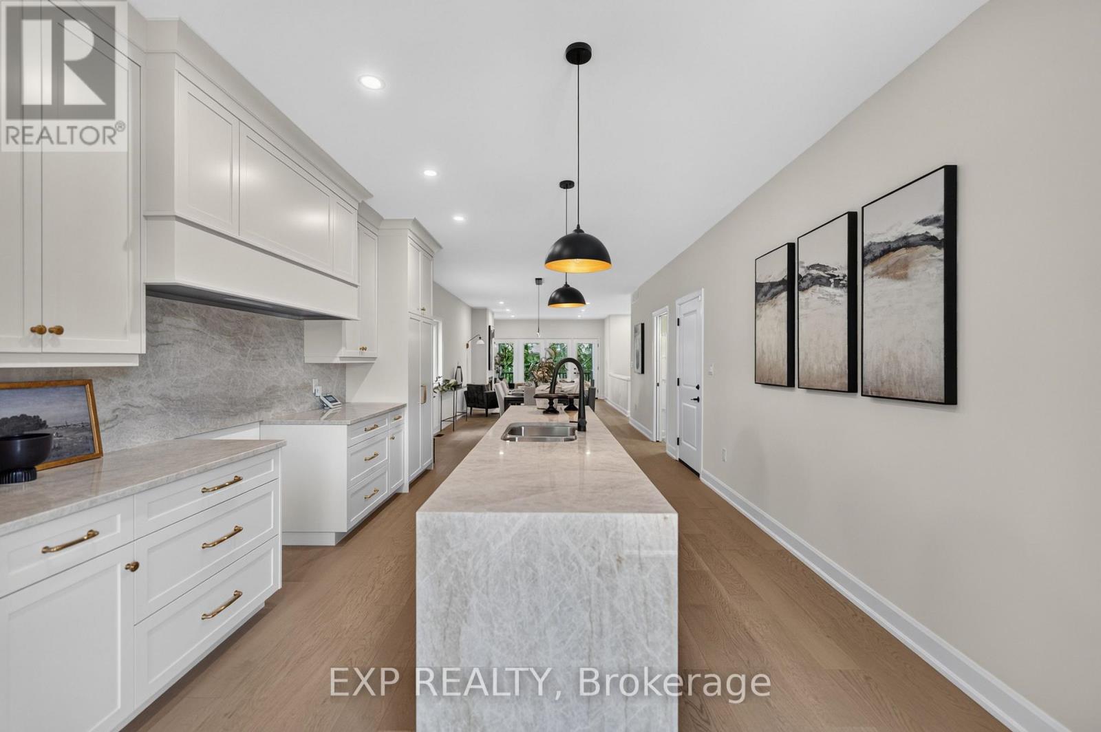11 STICKLES STREET - Image 4