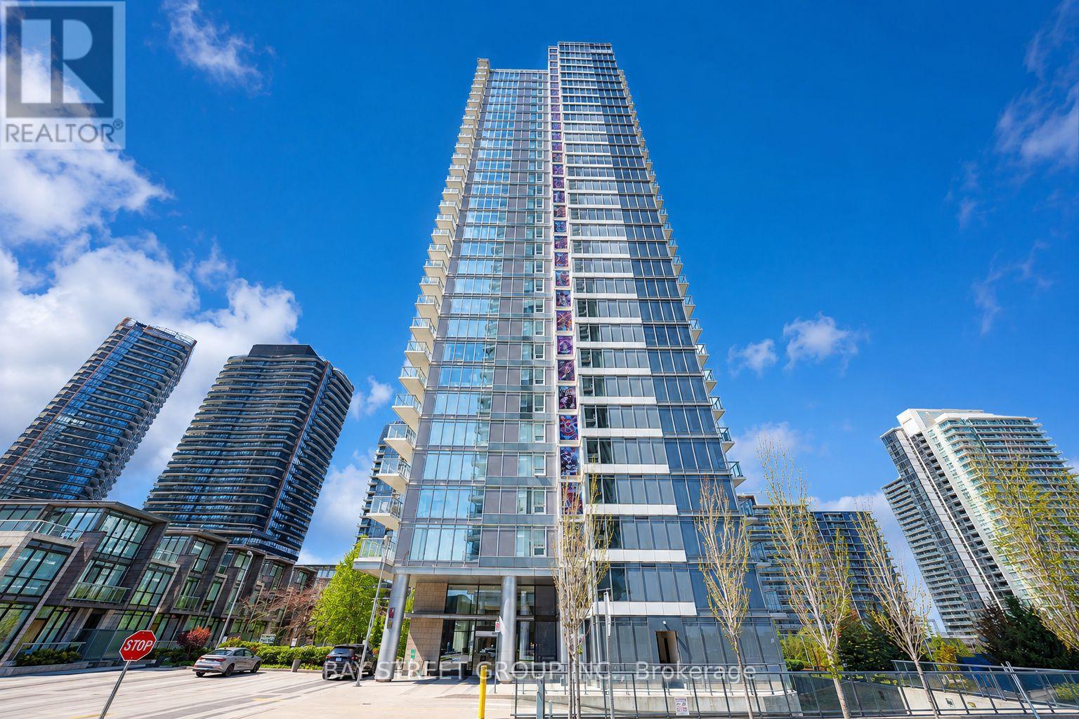 #2906 121 MCMAHON DRIVE - 1