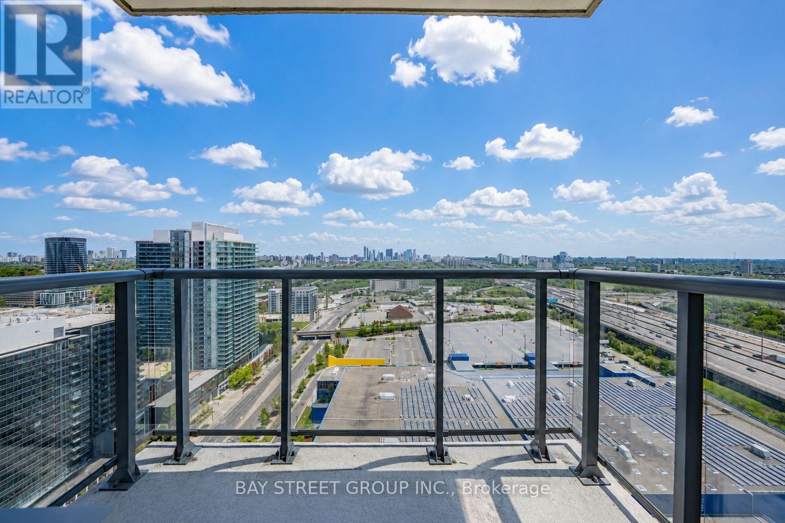 #2906 121 MCMAHON DRIVE - 29