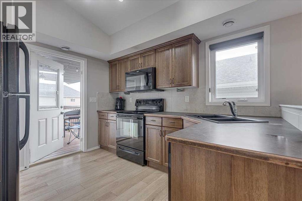 13 Rogers Road - 10