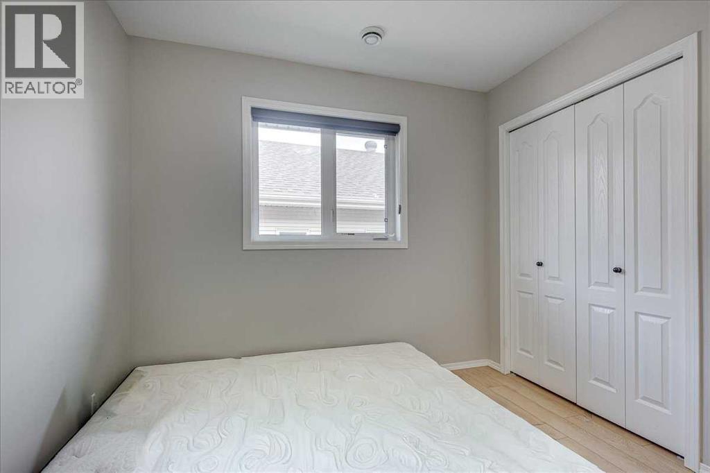 13 Rogers Road - 14