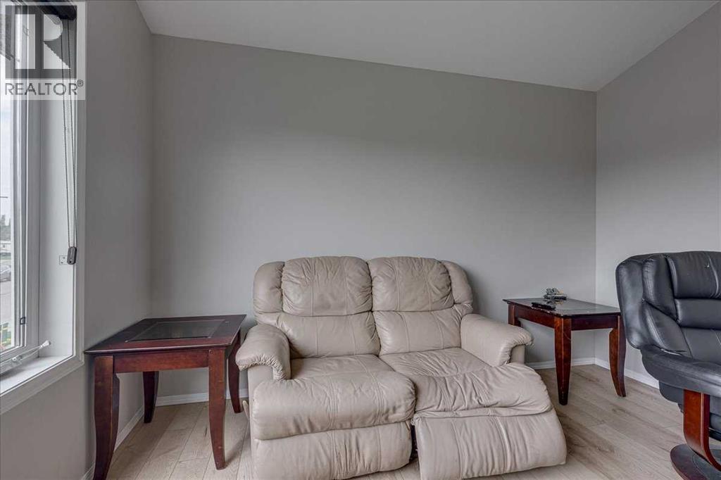 13 Rogers Road - 6