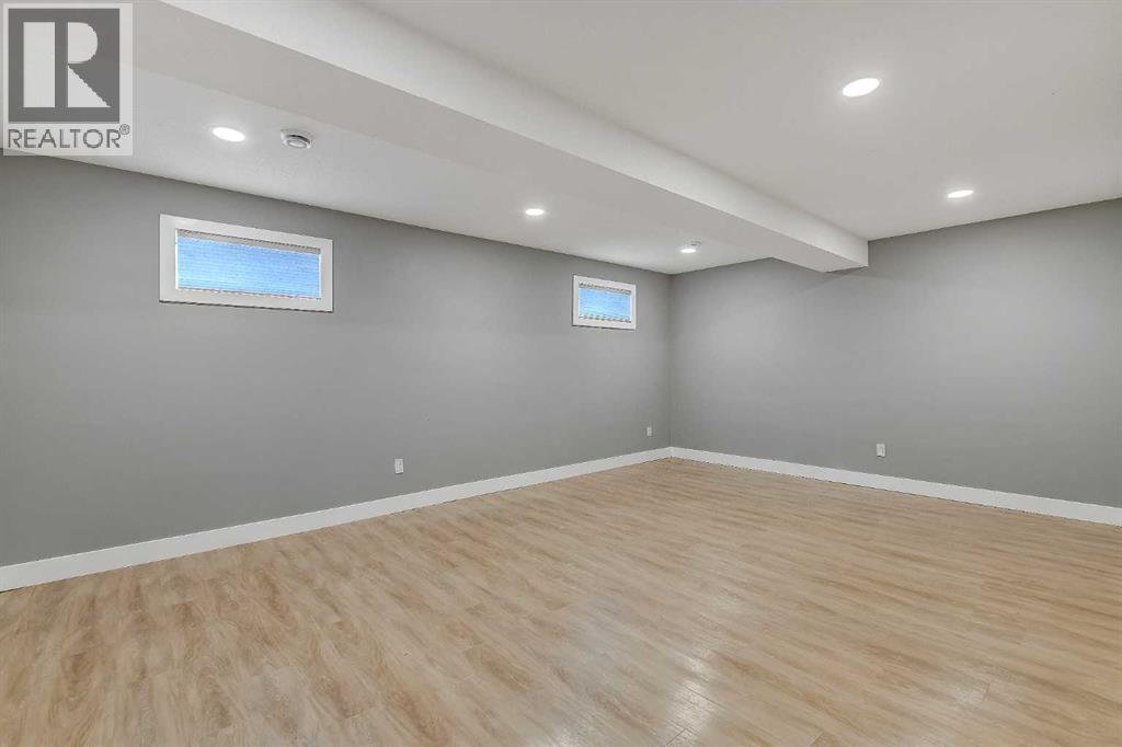 730049 Range Road 51 - 16