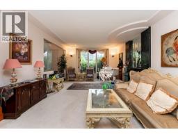 1548 Parkway Boulevard, Coquitlam, BC V3E2Y5 Photo 14