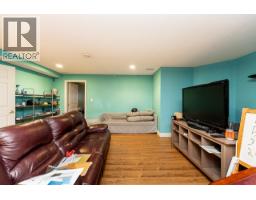 1548 Parkway Boulevard, Coquitlam, BC V3E2Y5 Photo 32