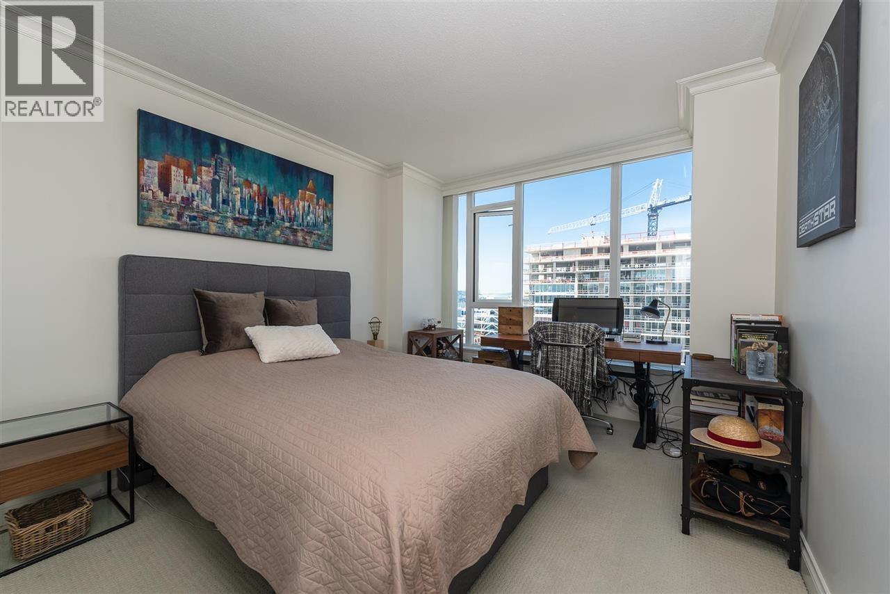 1003 133 E ESPLANADE, North Vancouver