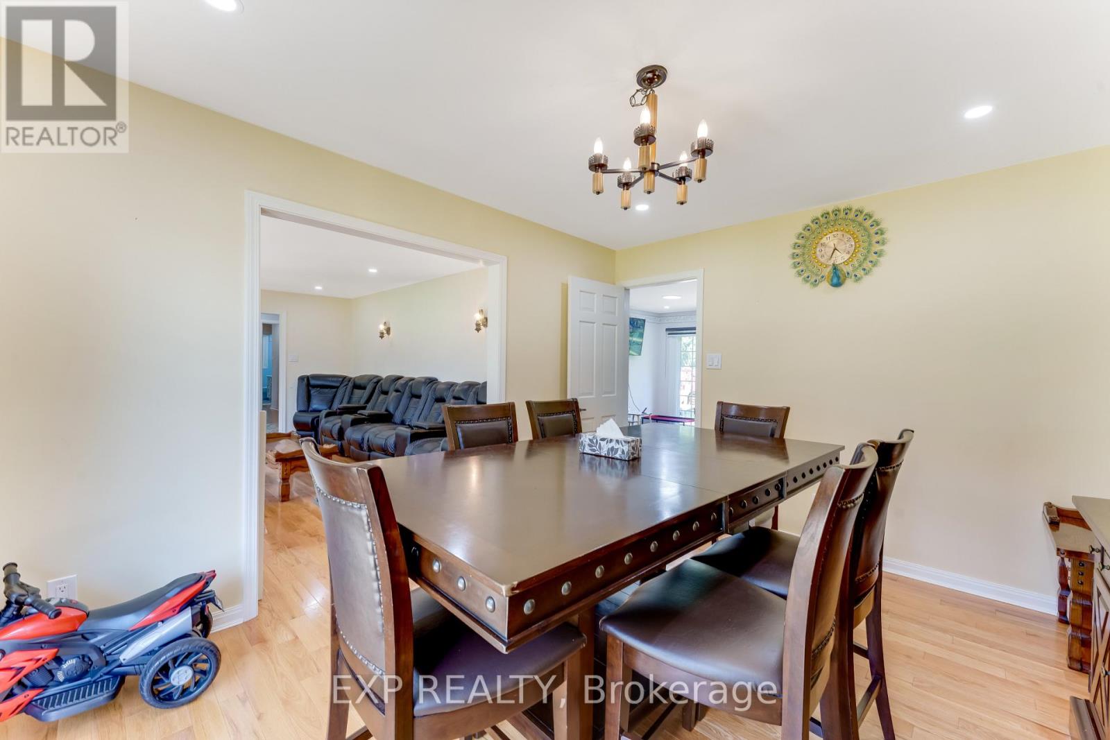 2047 HAMILTON ROAD - 32