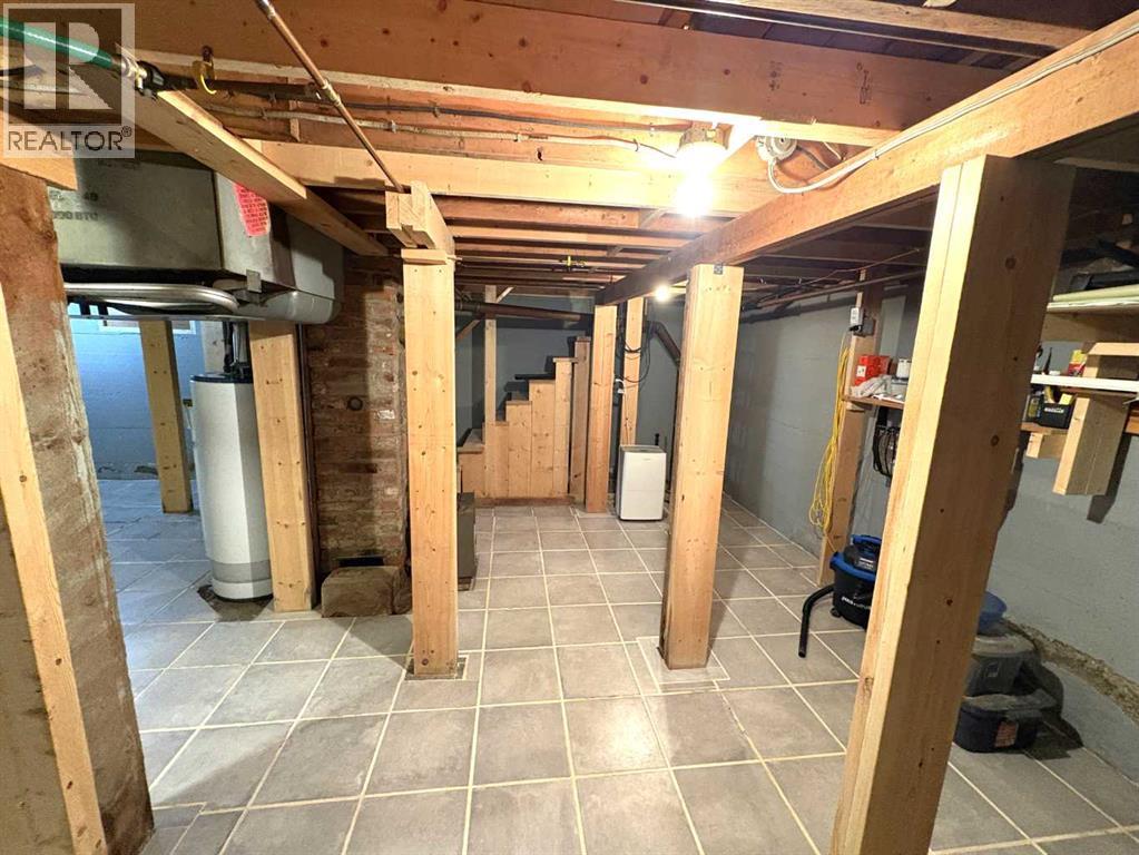 109 Brownlee Street - 27