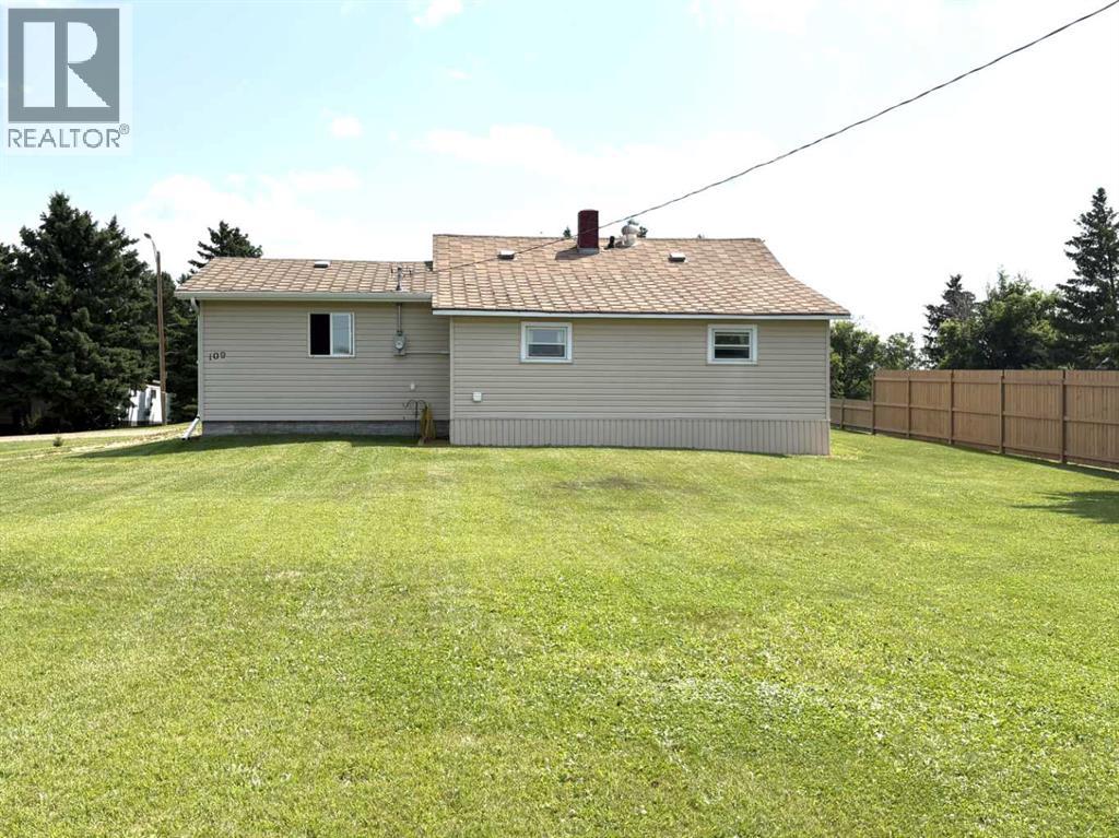 109 Brownlee Street - 7