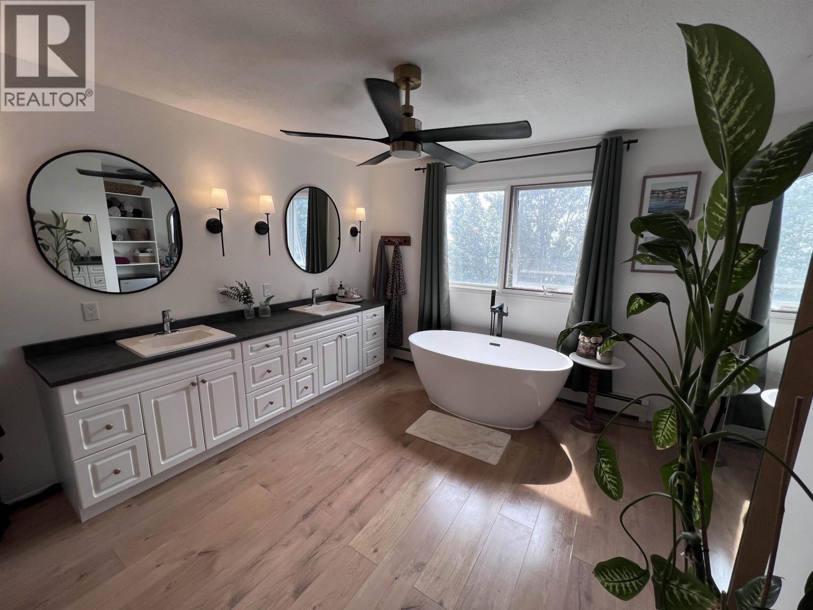 5415 W 53 AVENUE - 28