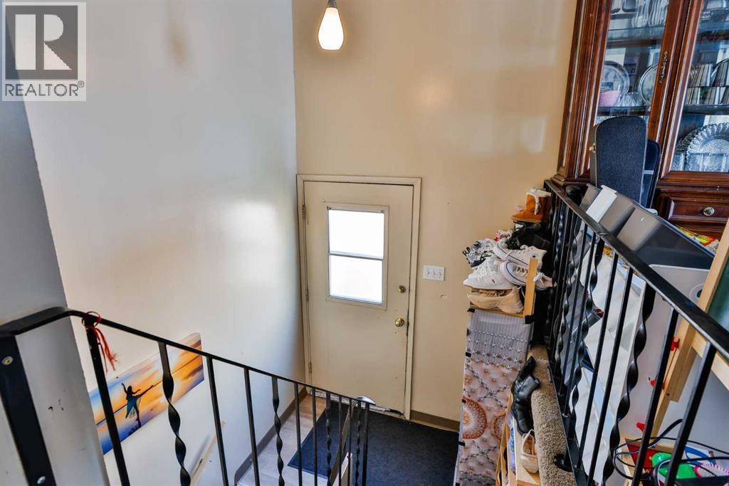 1717 St Edward Boulevard N - 15