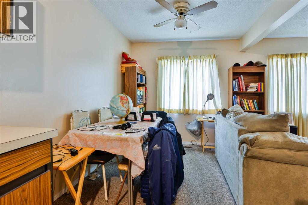 1717 St Edward Boulevard N - 4