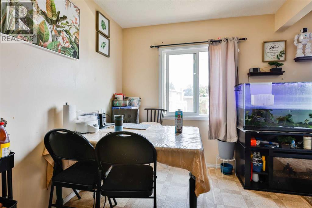 1717 St Edward Boulevard N - 21