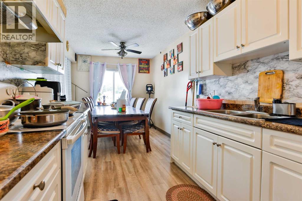 1717 St Edward Boulevard N - 17
