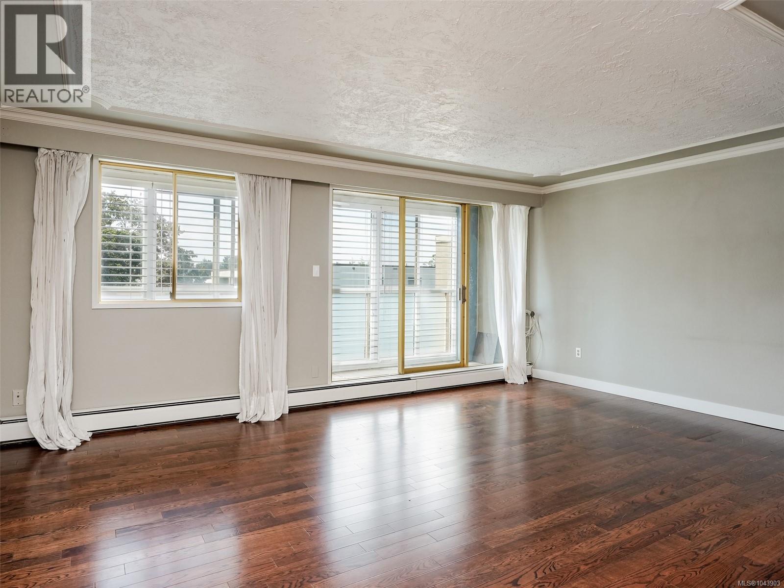 416 1025 Inverness Road, Saanich