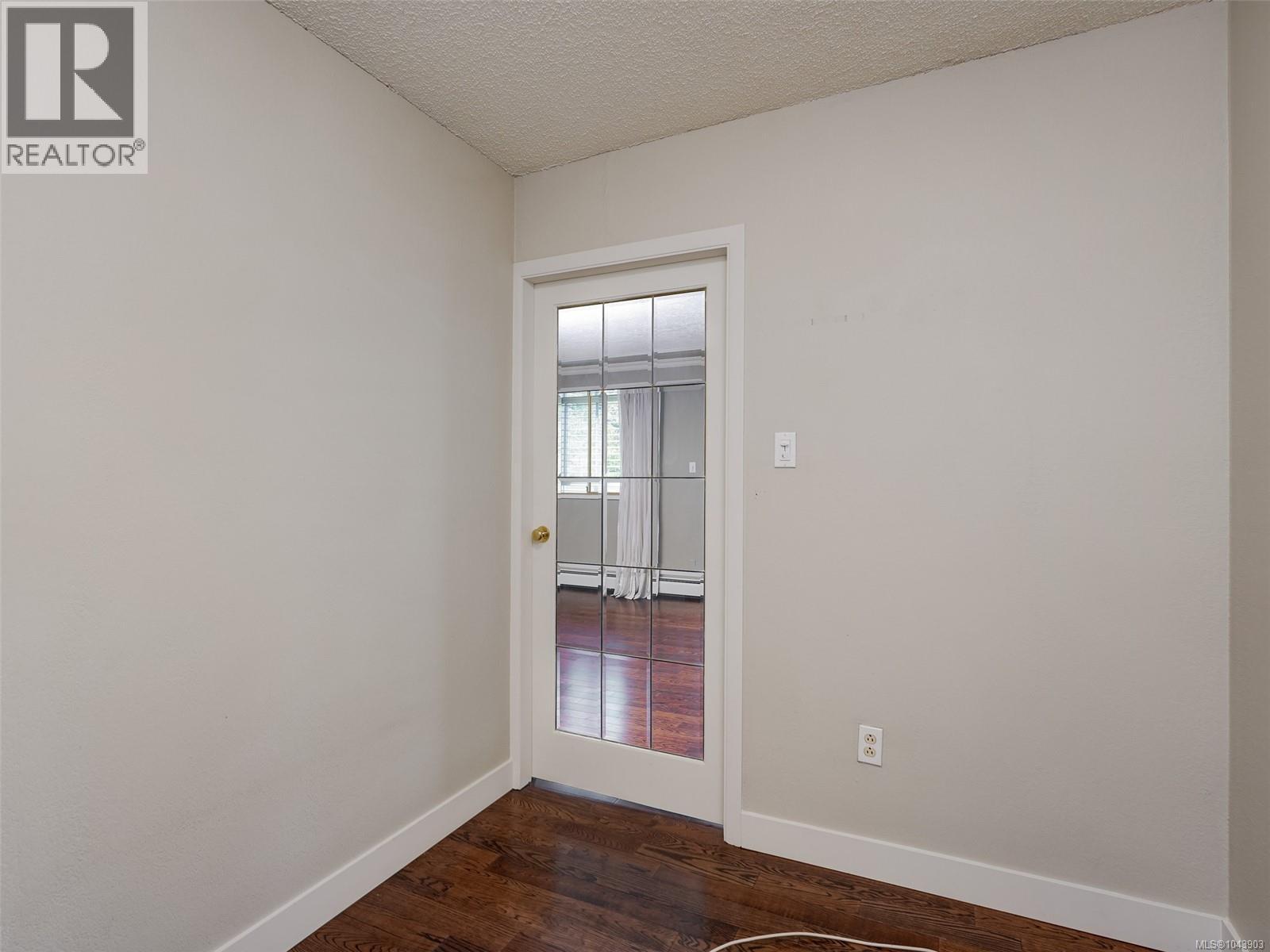 416 1025 Inverness Road, Saanich