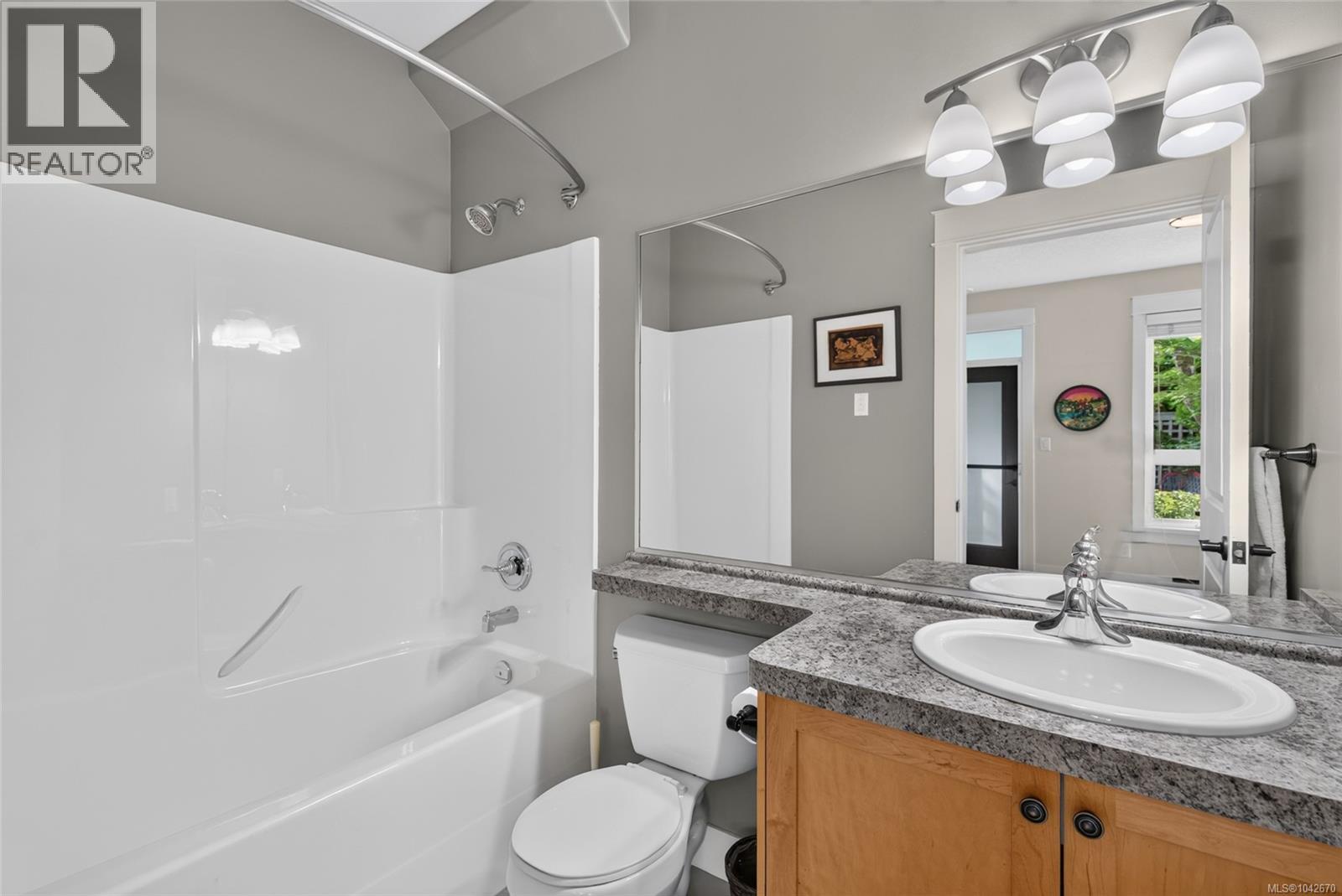 #5A 7250 West Saanich Rd - 22