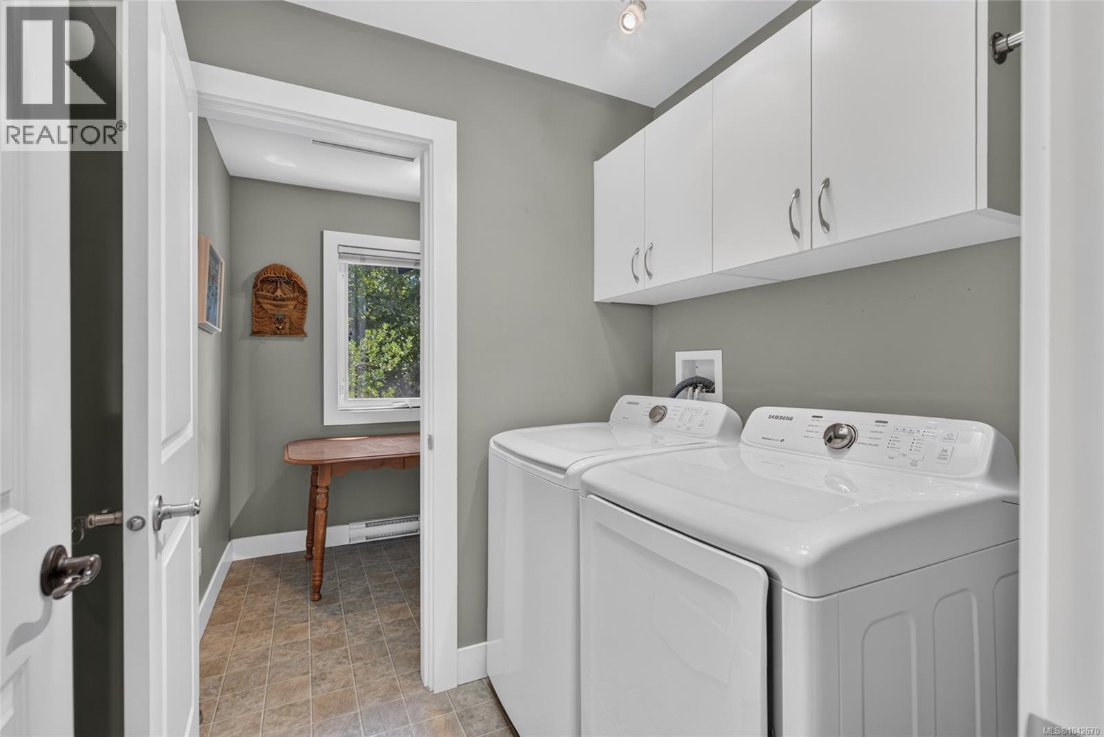#5A 7250 West Saanich Rd - 25