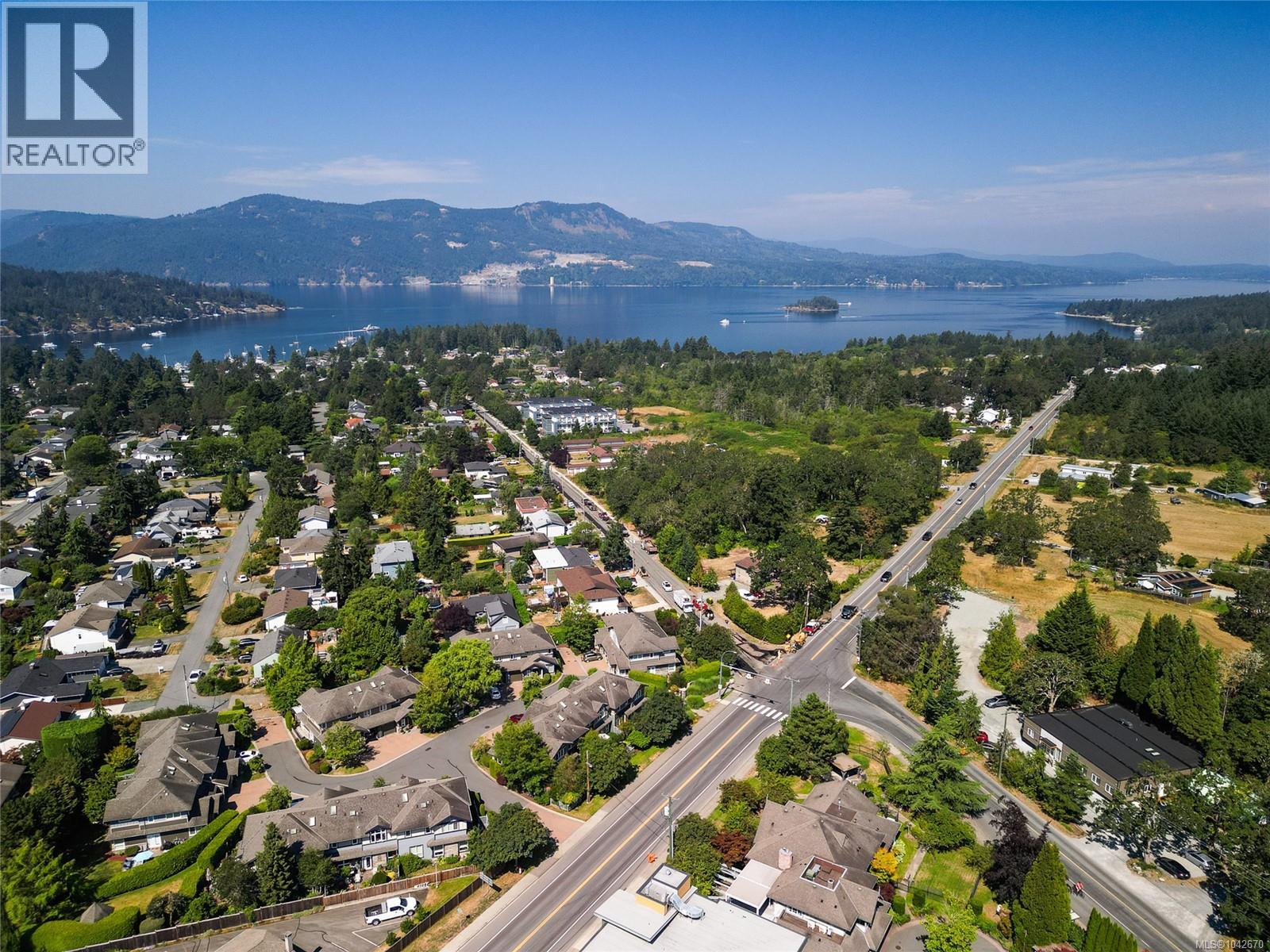 #5A 7250 West Saanich Rd - 39