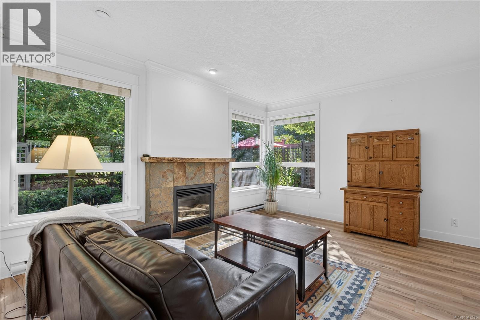 #5A 7250 West Saanich Rd - 7