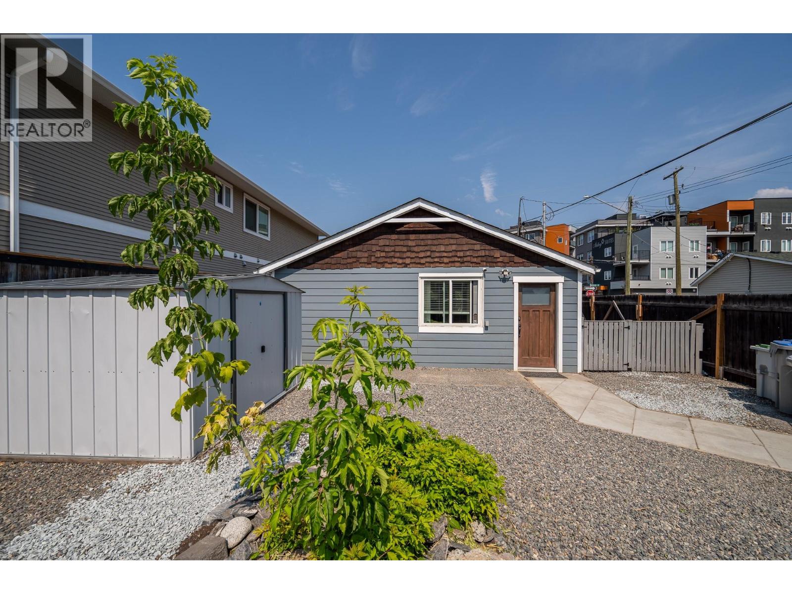 501 MacKenzie Avenue - 26