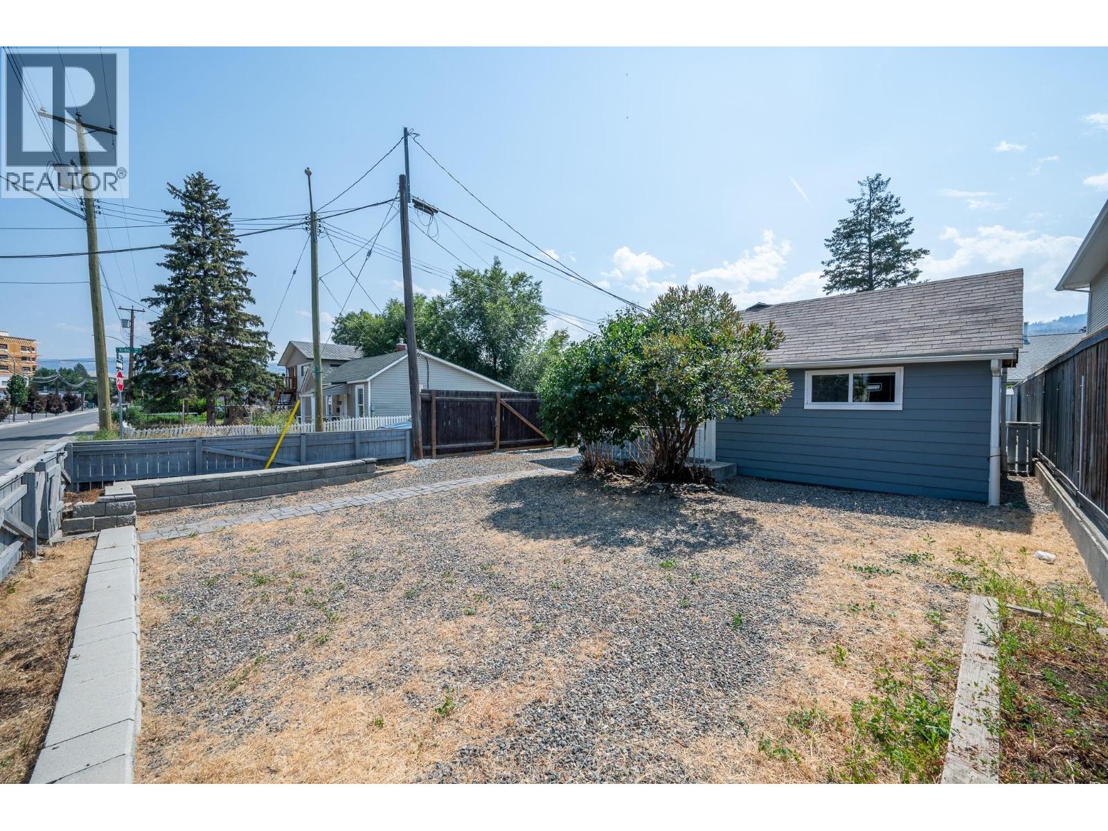 501 MacKenzie Avenue - 28