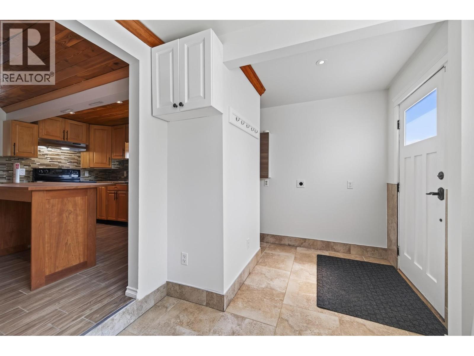 501 MacKenzie Avenue - 22