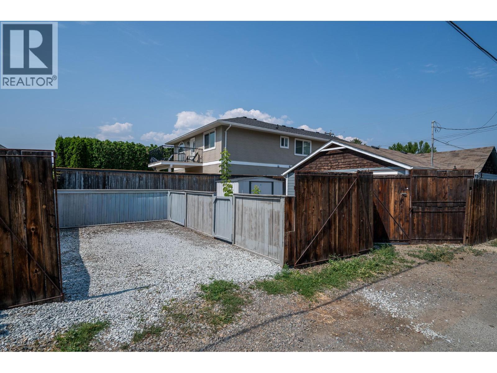 501 MacKenzie Avenue - 27