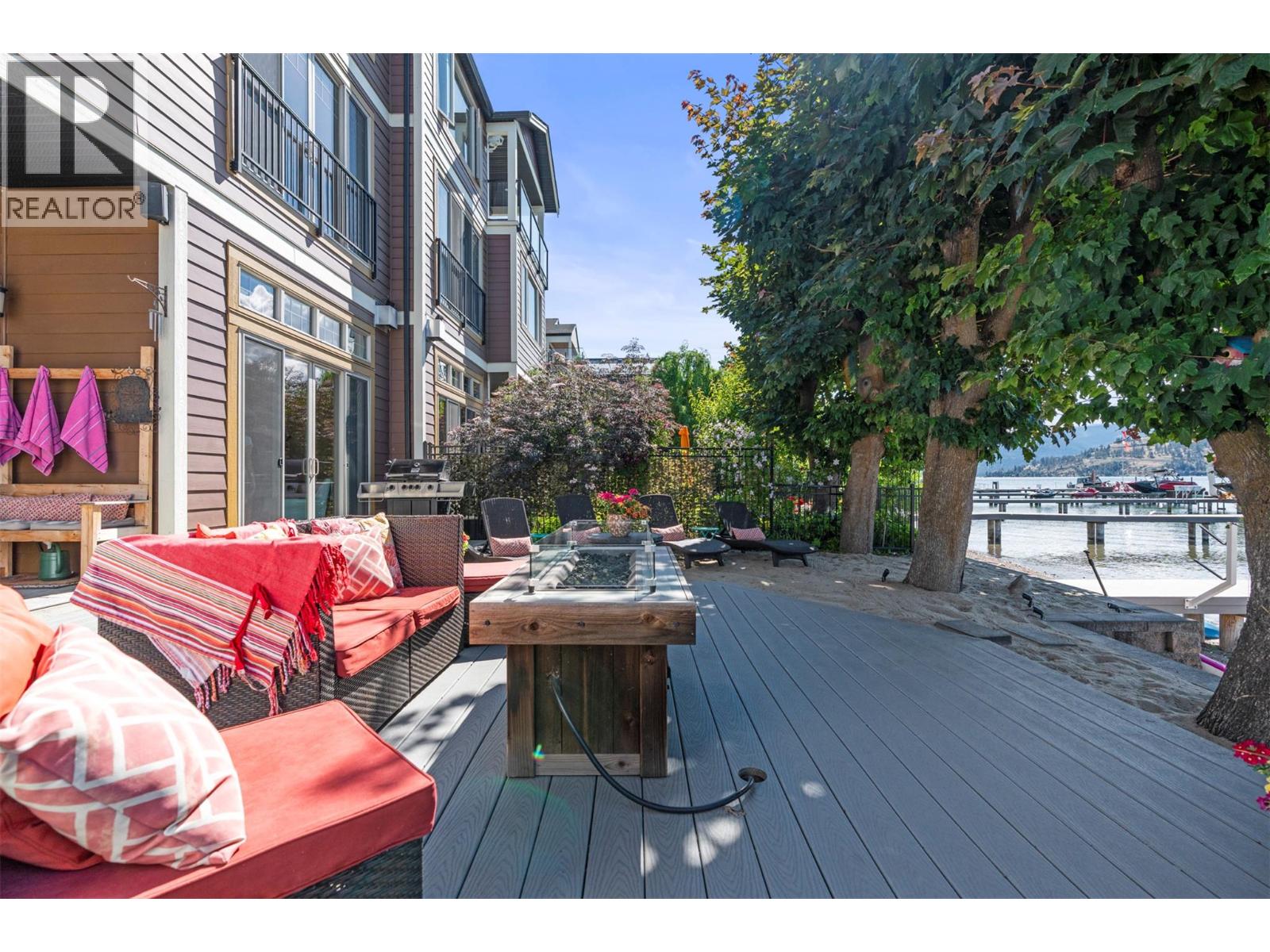 8049 Okanagan Landing Road - 9