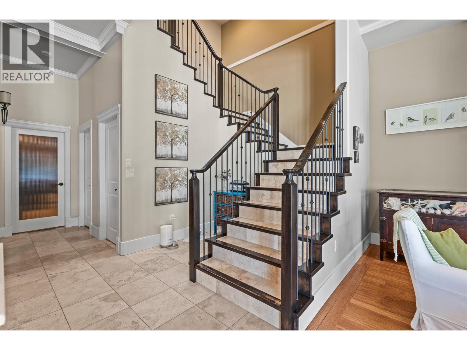 8049 Okanagan Landing Road - 29