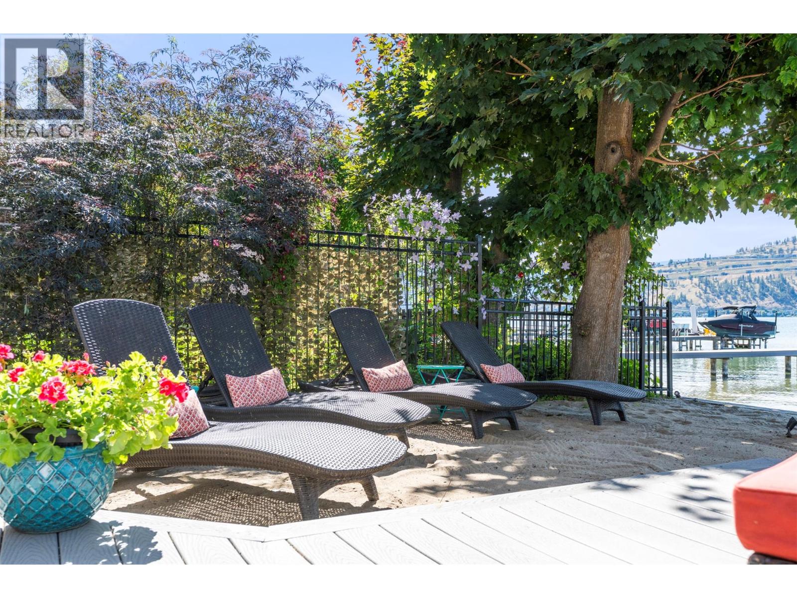 8049 Okanagan Landing Road - 10