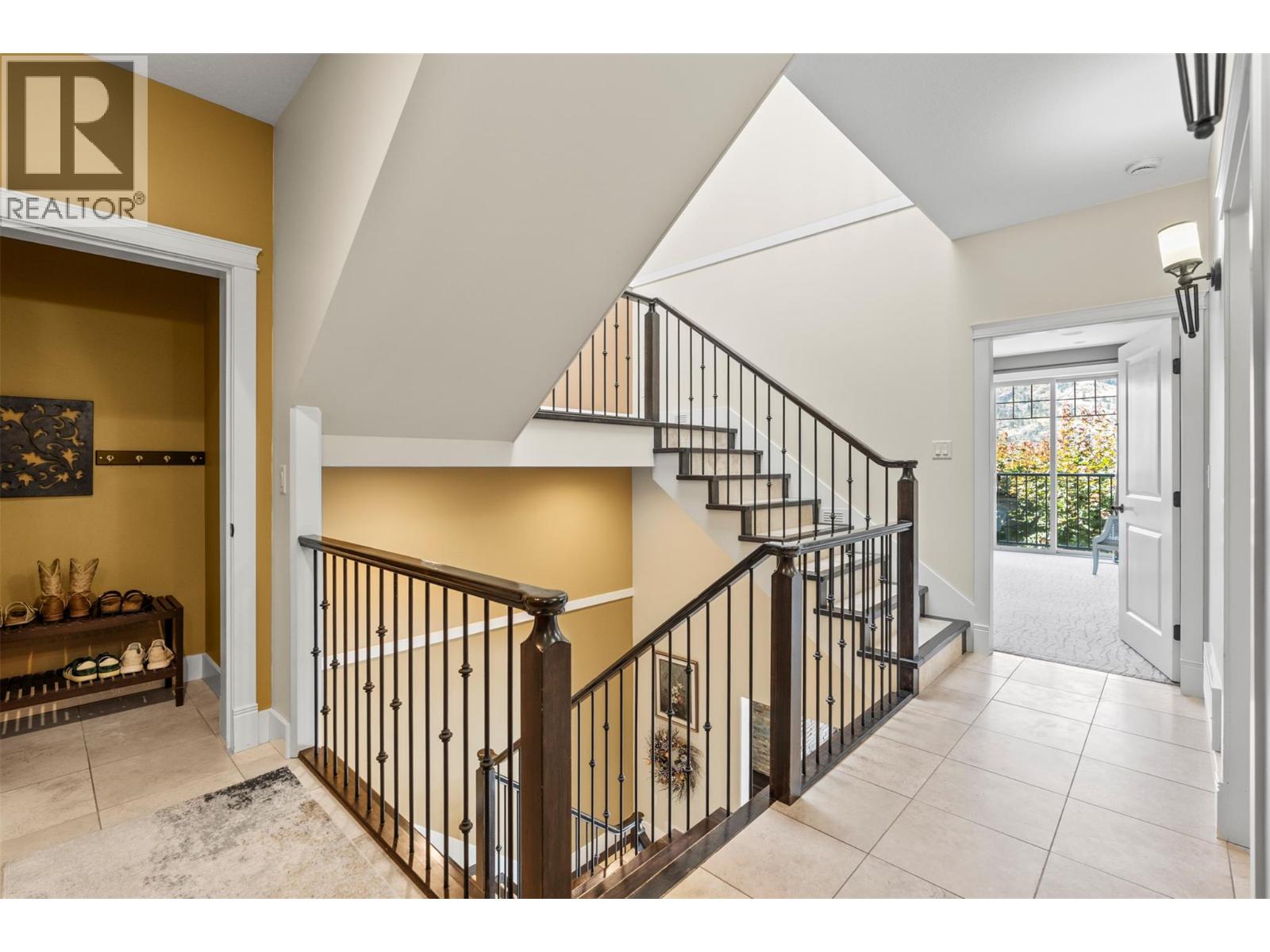 8049 Okanagan Landing Road - 39