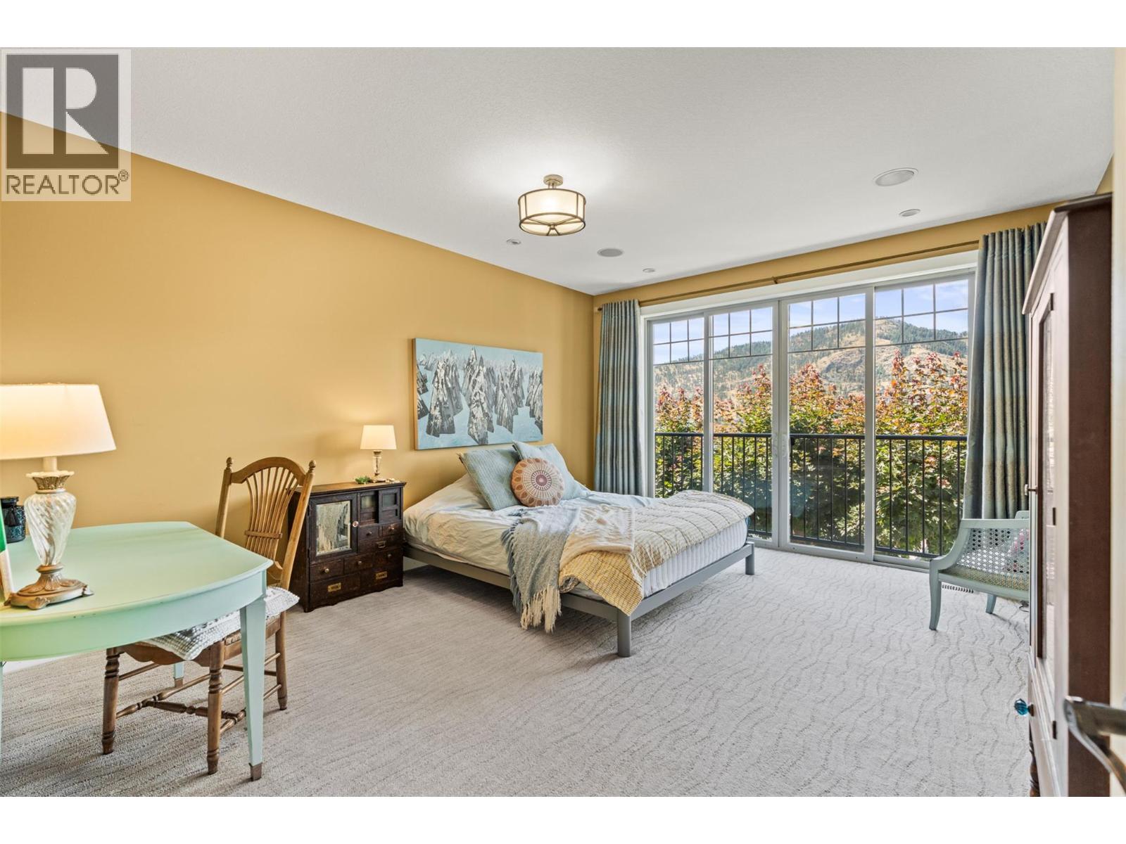 8049 Okanagan Landing Road - 31