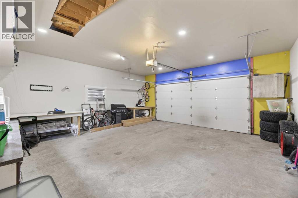 8474 Saddleridge Drive NE - 31