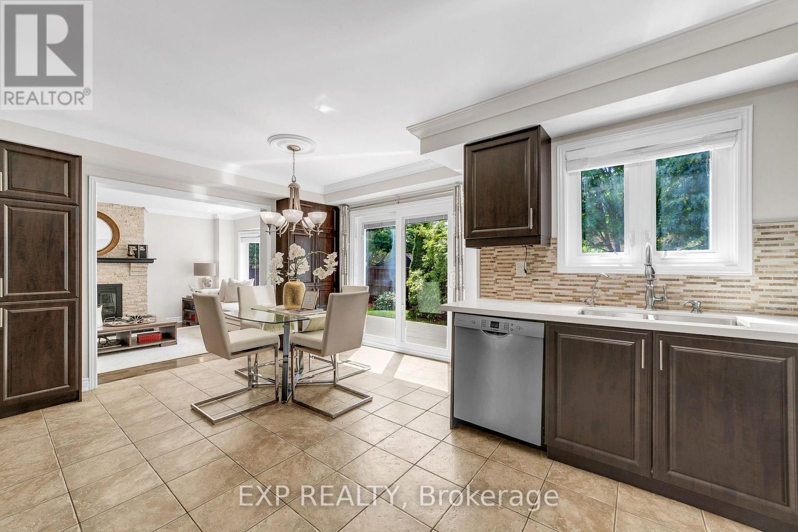 860 HOLLANDER ROAD - Image 19