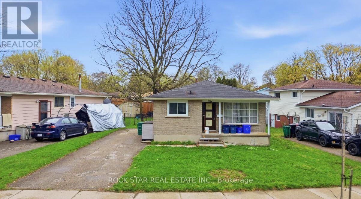 402 MIDWOOD CRESCENT - 21