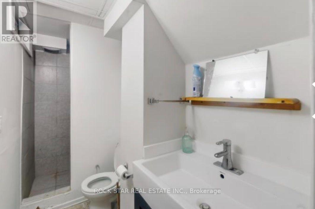 402 MIDWOOD CRESCENT - 17