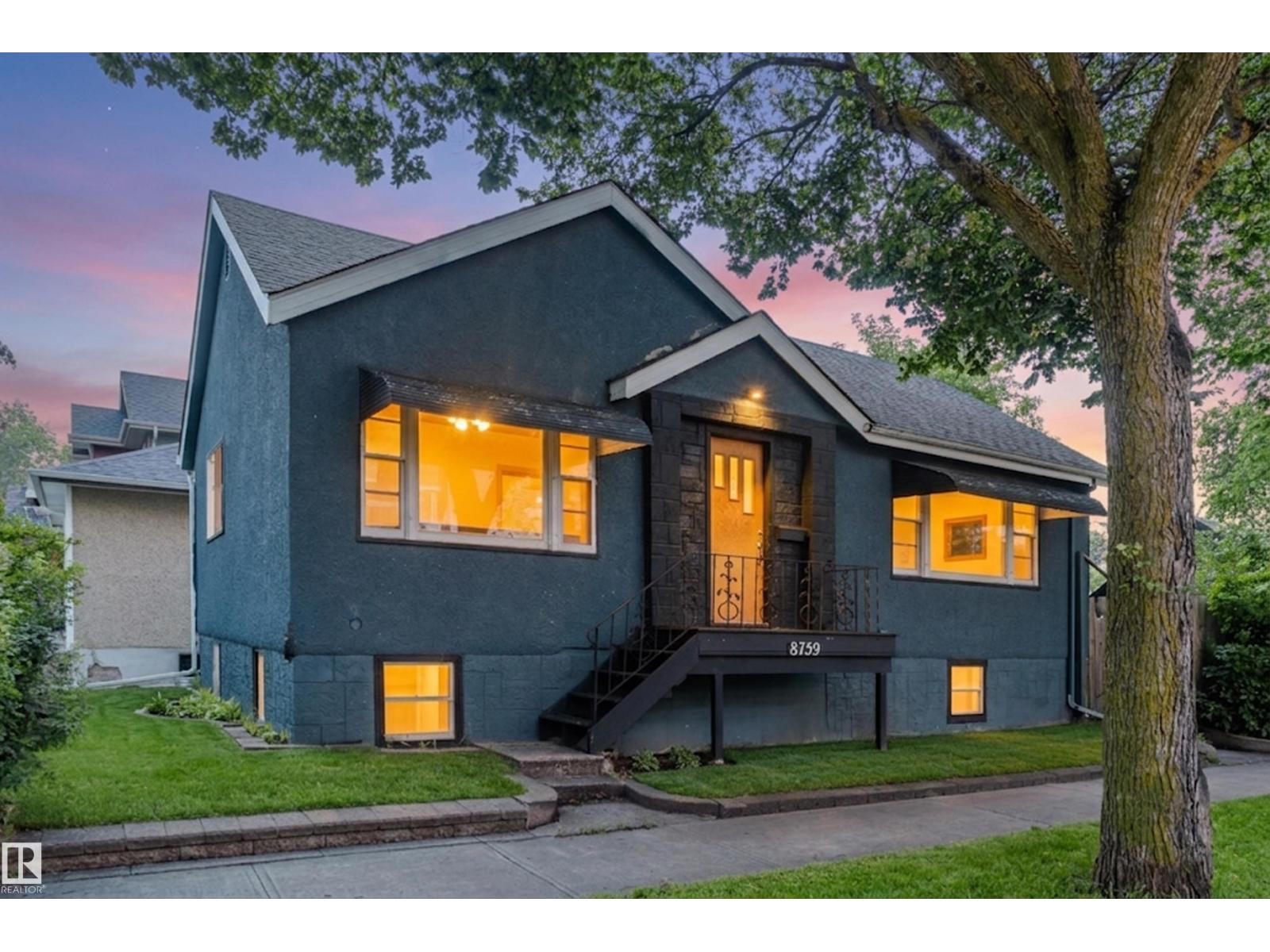 8759 78 AV NW - 2