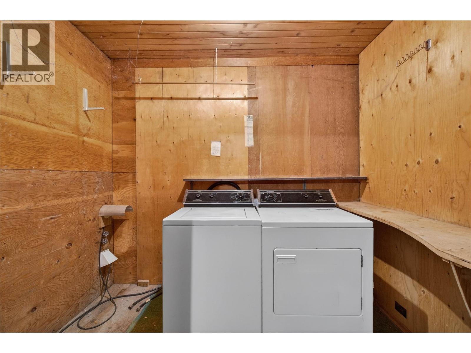 2862 Caen Road - 29