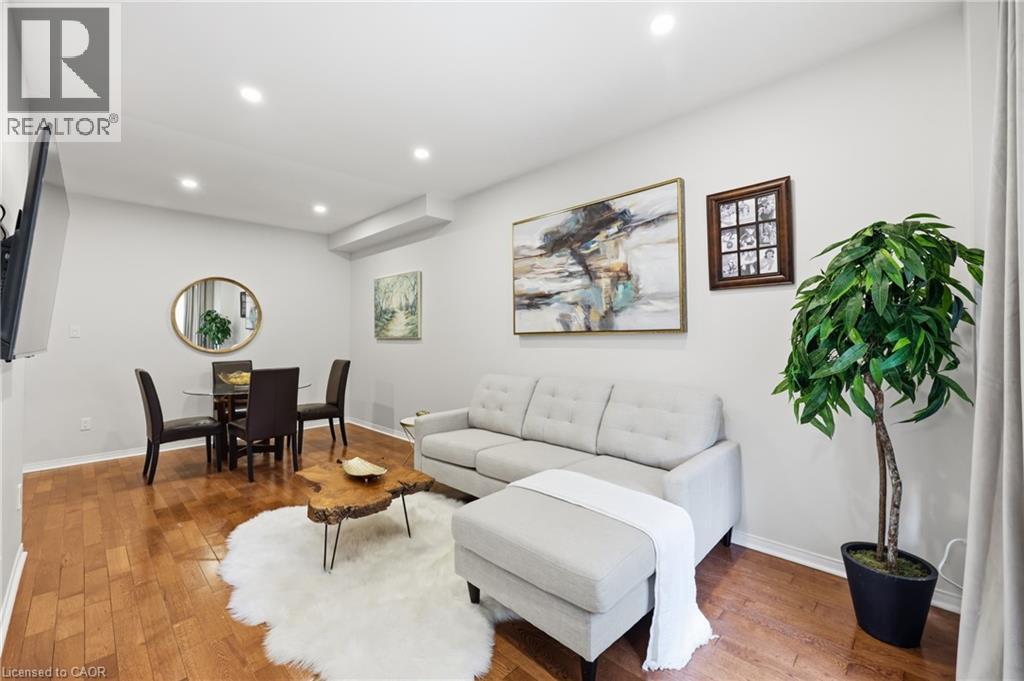 #24 10 DAVIDSON Boulevard - 13