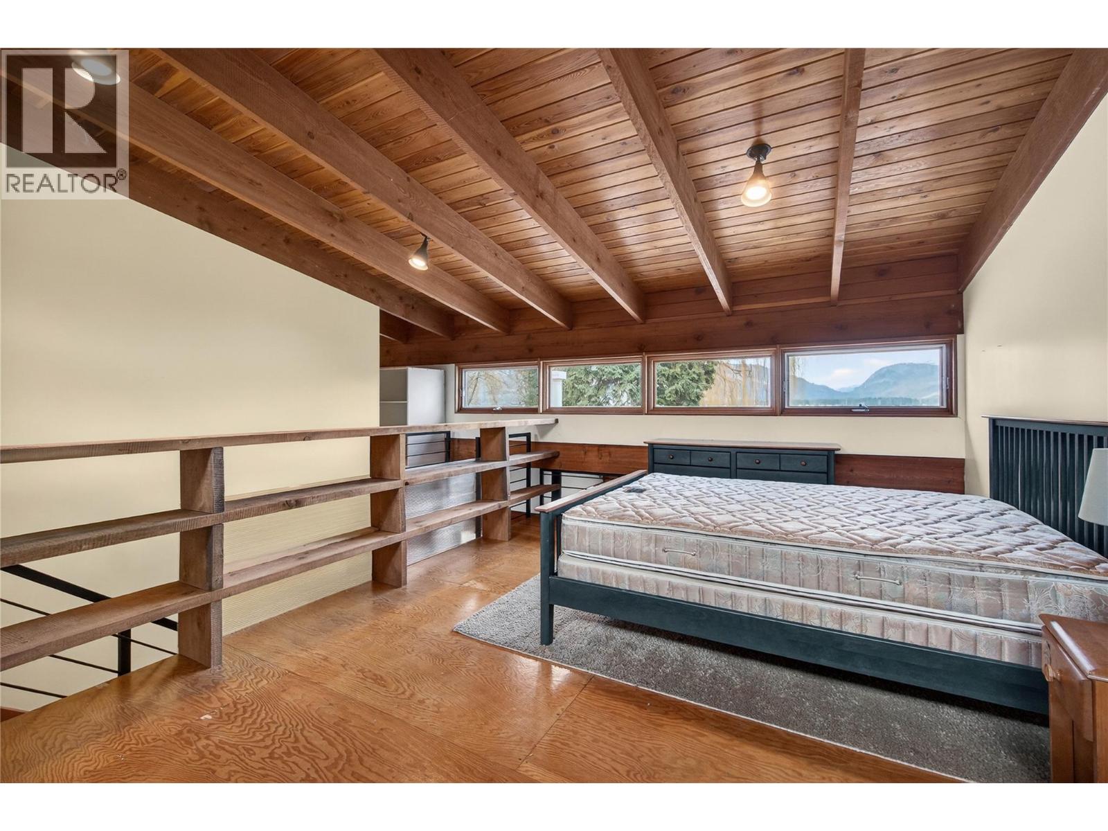 1259 Dieppe Road - 21