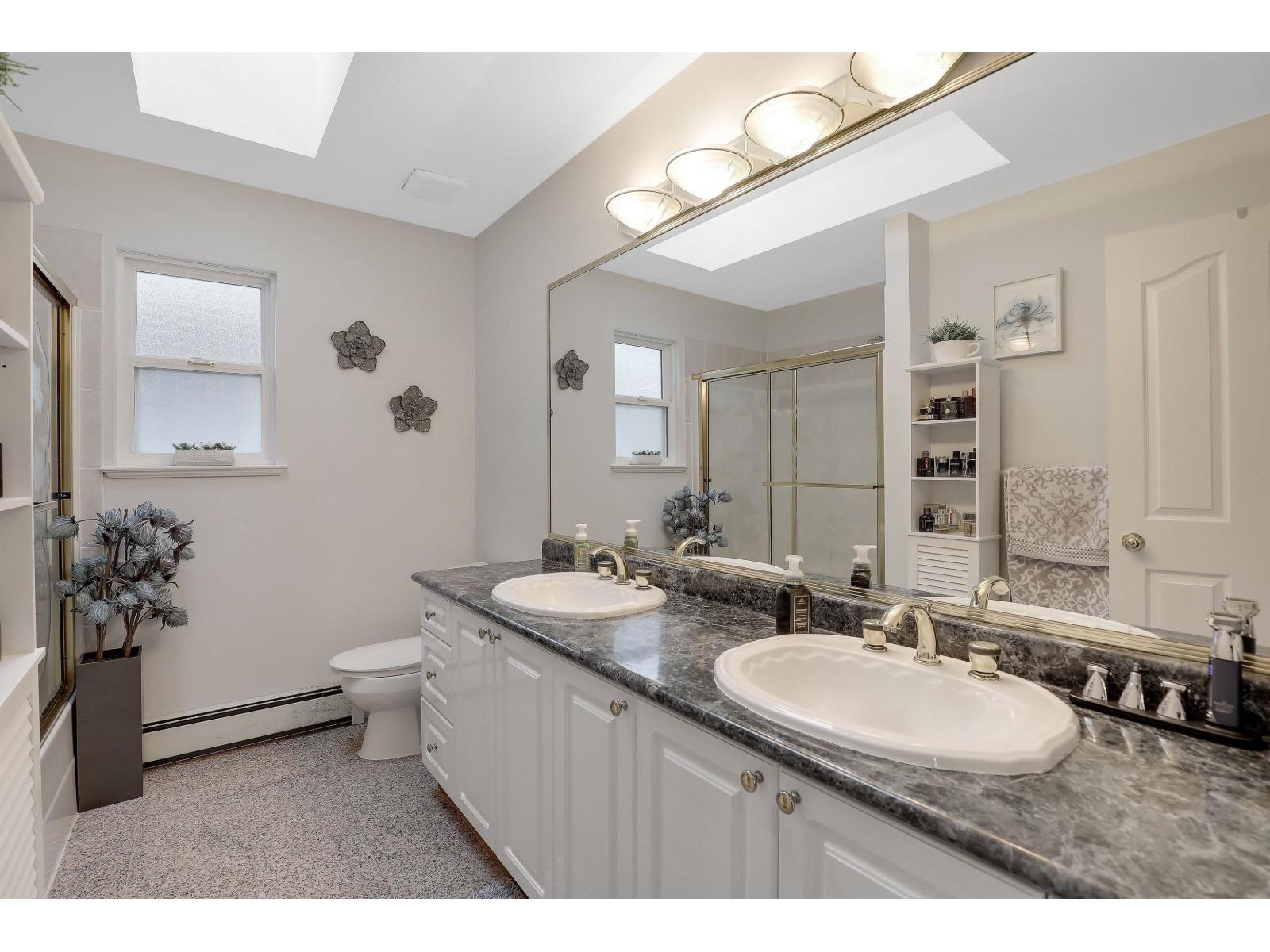 8 Bed, 6 Bath House for Sale in Surrey – 6125 132A STREET, Surrey – MLS# R3149486 - Image 6