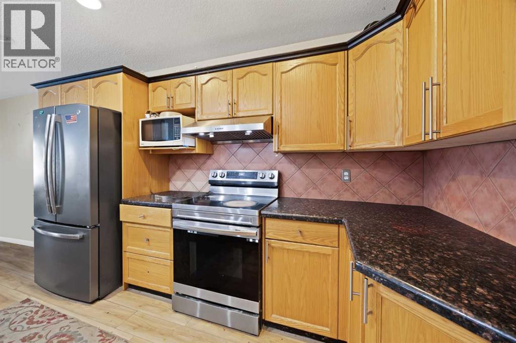 25 Martha's Meadow Place NE - 8