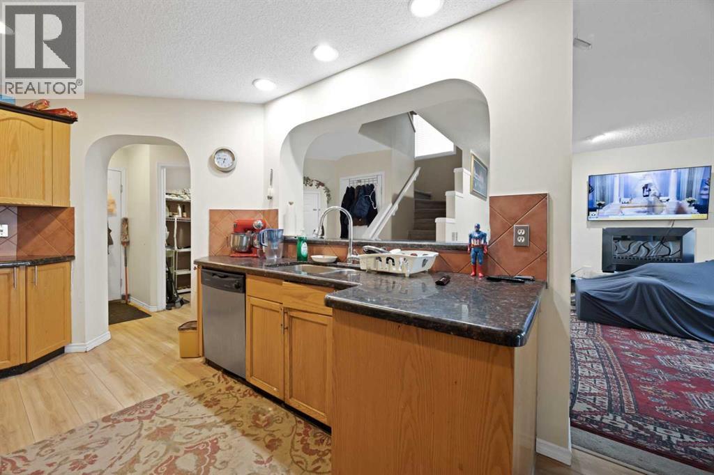 25 Martha's Meadow Place NE - 10