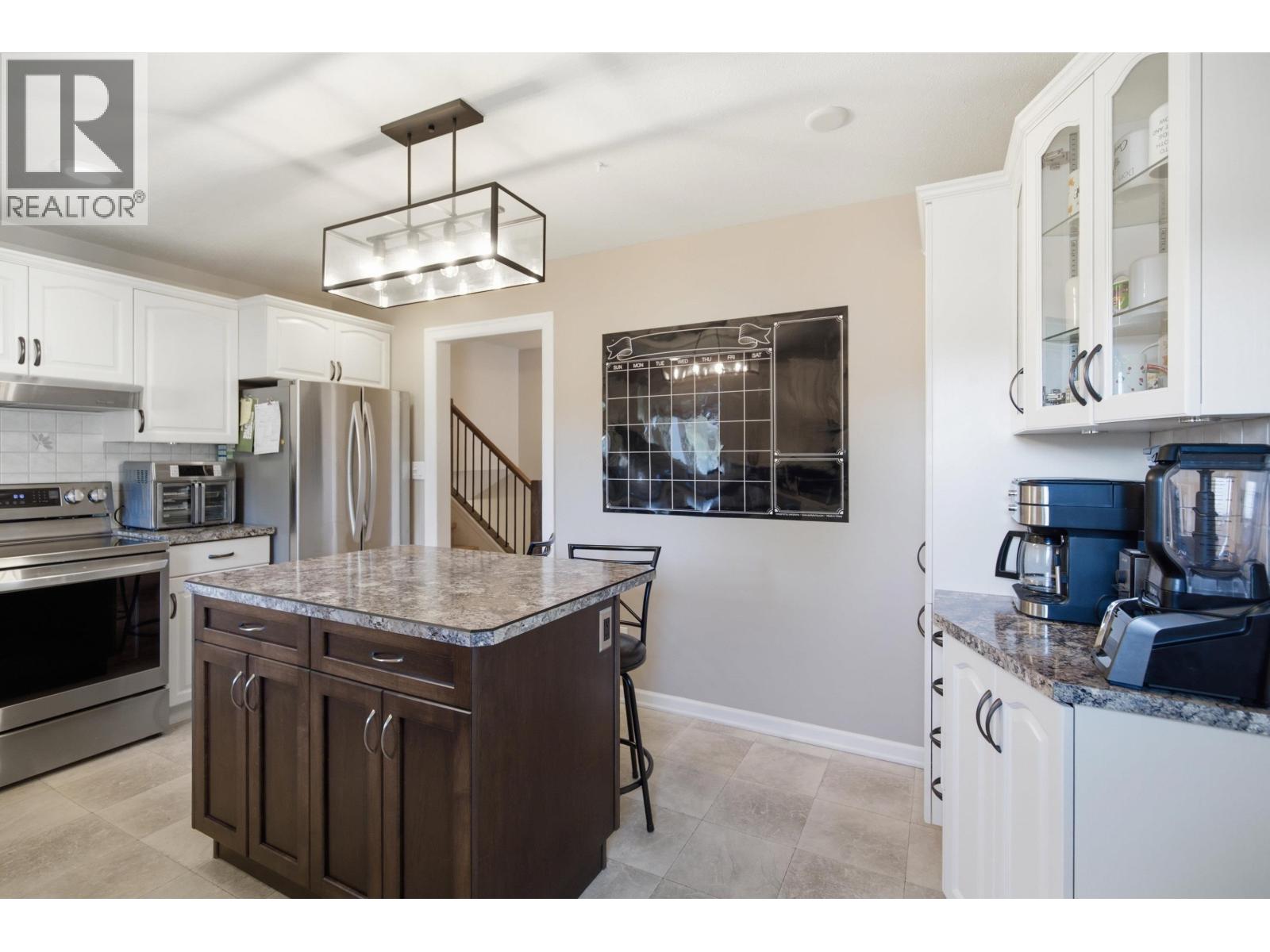 176 THACKER CRESCENT, Prince George
