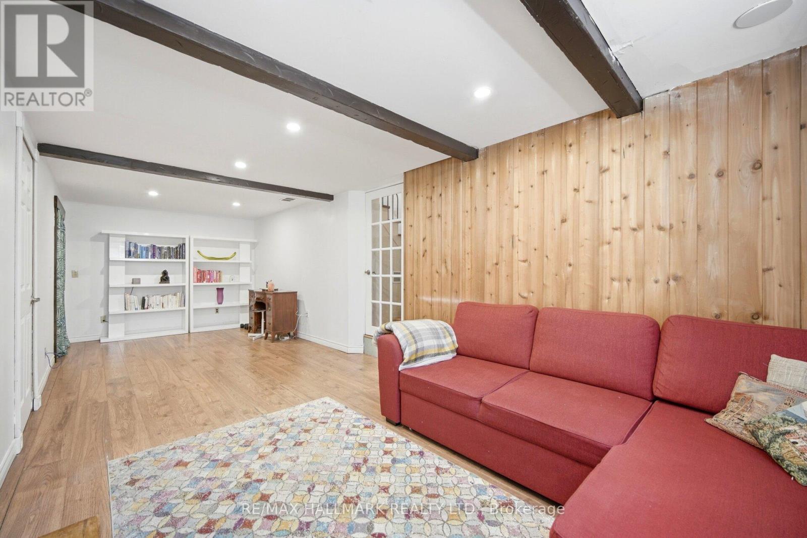 42 CATALINA DRIVE - 24